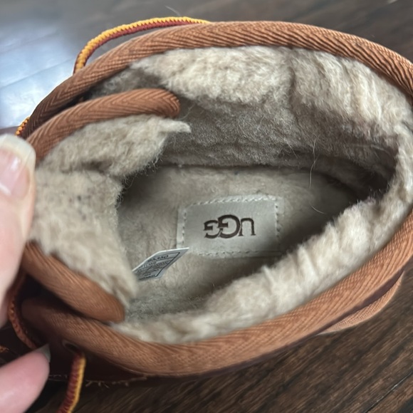 UGG NEUMEL CHUKKA LEATHER BOOT